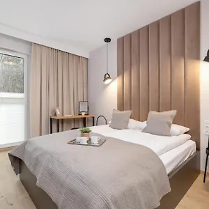  Apartament Lema 19 Uniqe In With Garden Air Conditioning Parking Near Tauron Arena By Renters Prestige